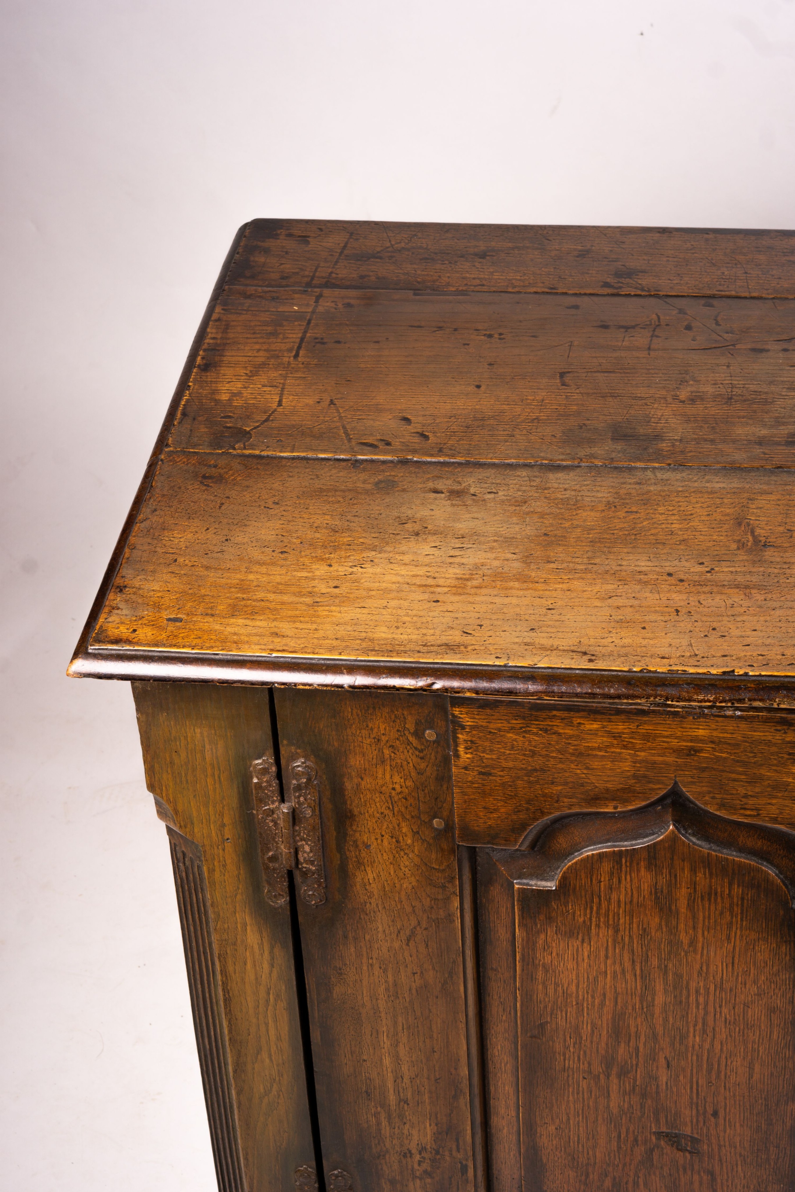 An 18th century oak low dresser base, length 191cm, depth 56cm, height 78cm